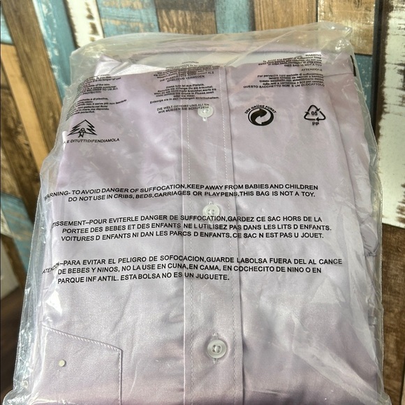 Lavender Men's Dress Shirt with Tie - Picture 11 of 11